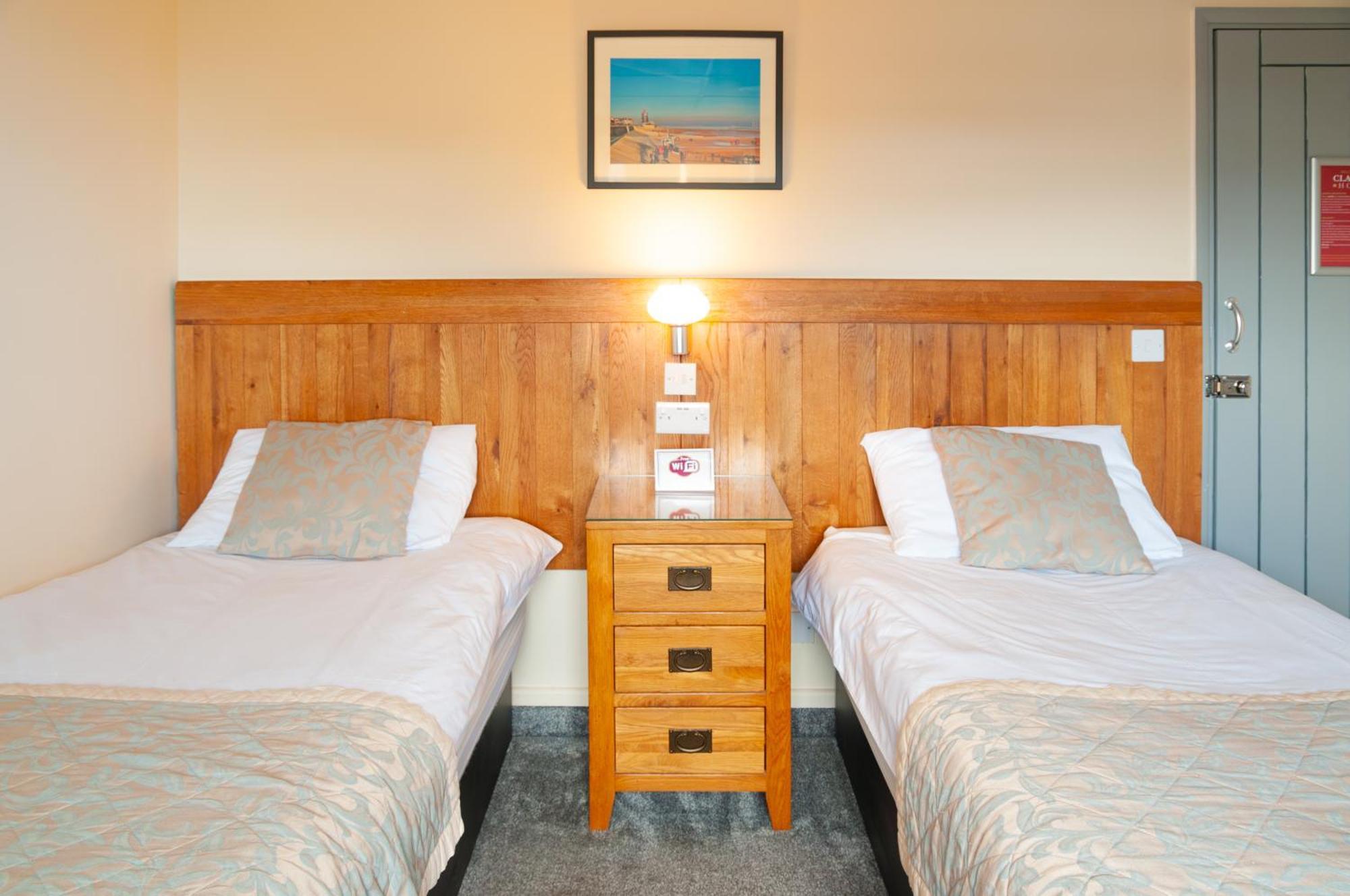 Claxton Hotel Редкар Экстерьер фото